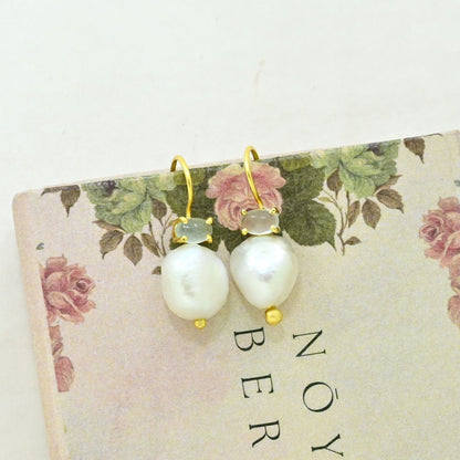 pearl aquamarine chalcedony earring gold plated