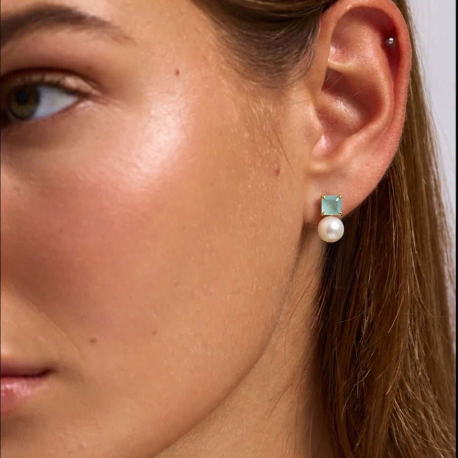 pearl aqumarine stud earring gold plated