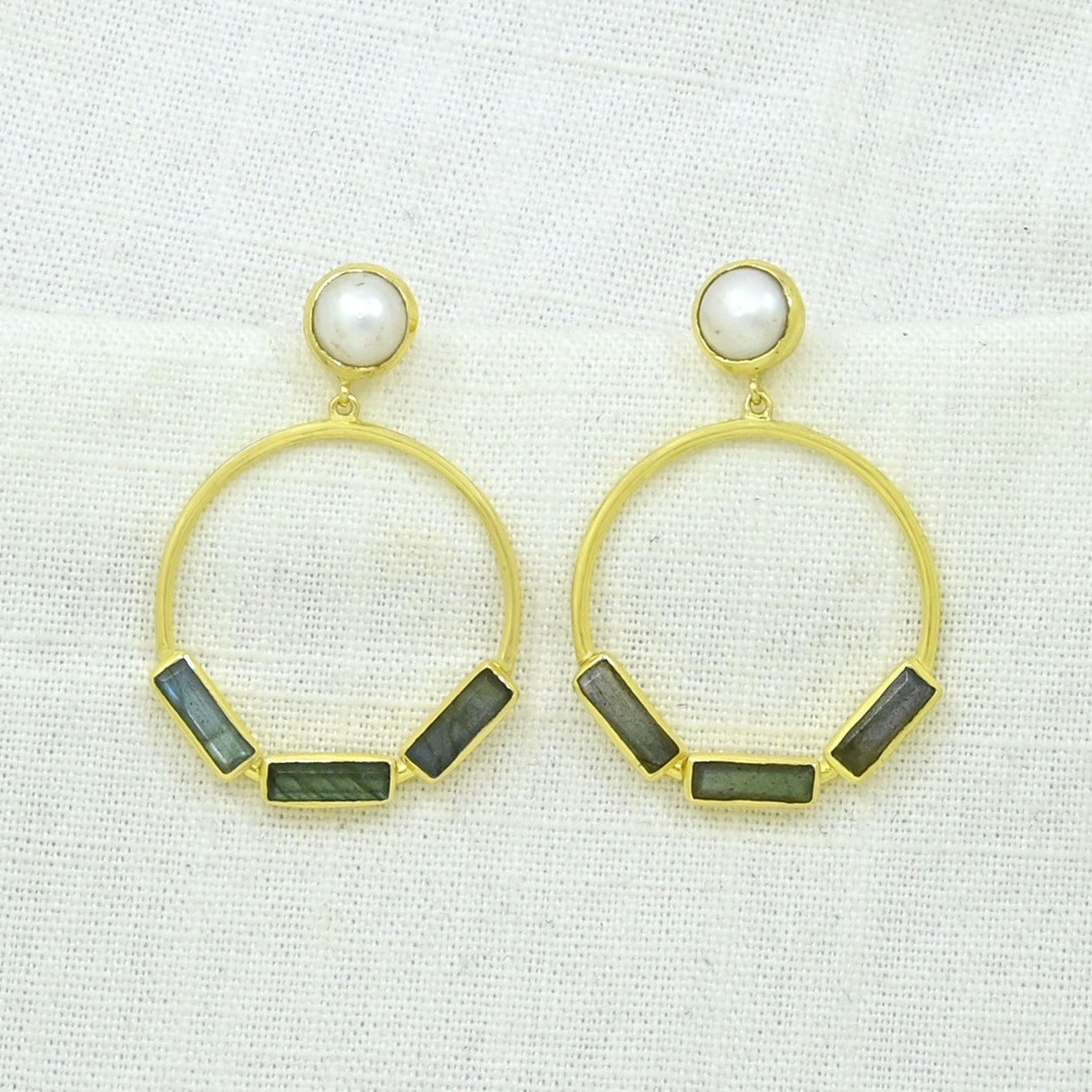 VANESSA EARRING