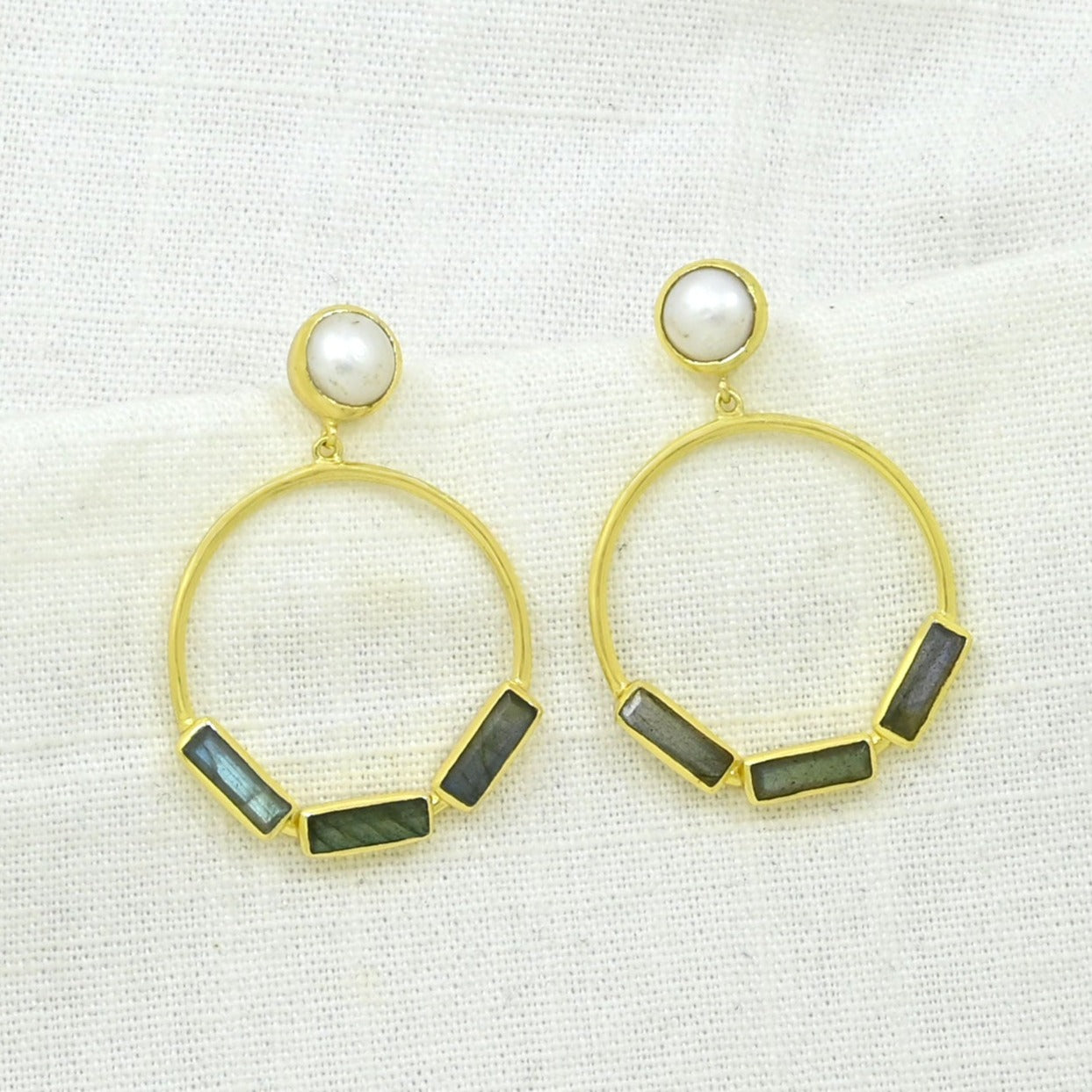 VANESSA EARRING