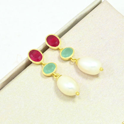 AVA EARRING