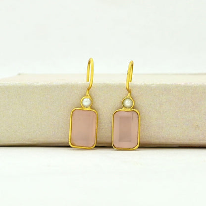 BIRDIE EARRING - PEARL & ROSE QUARTZ