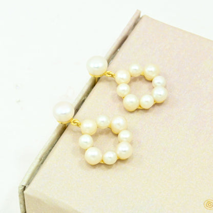 Pearl statement earring gold plated