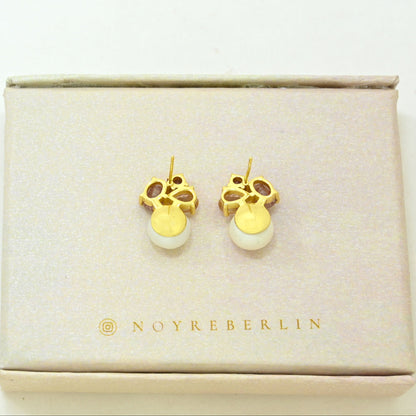 Pearl Rhodolite Stud Earring