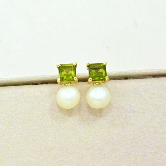 pearl green tourmaline stud earring gold plated