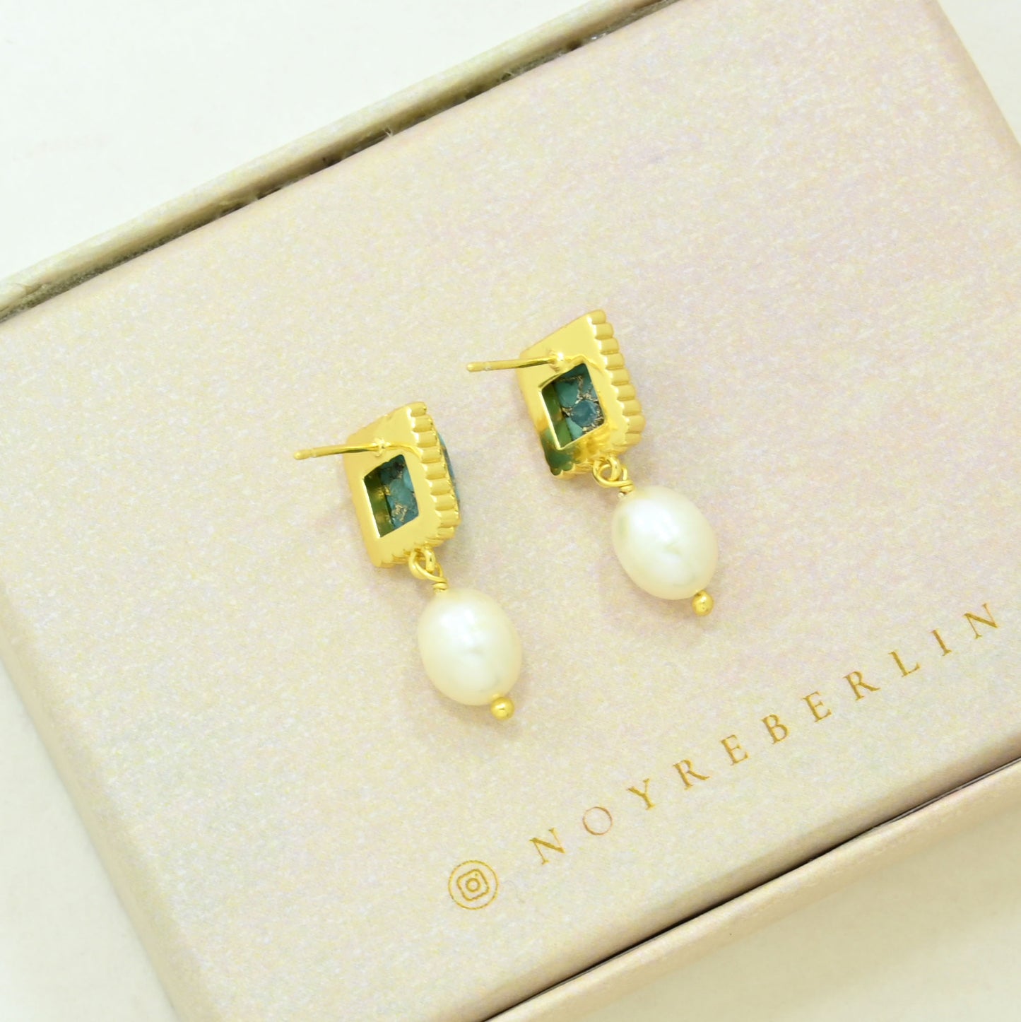 JANIKA EARRING