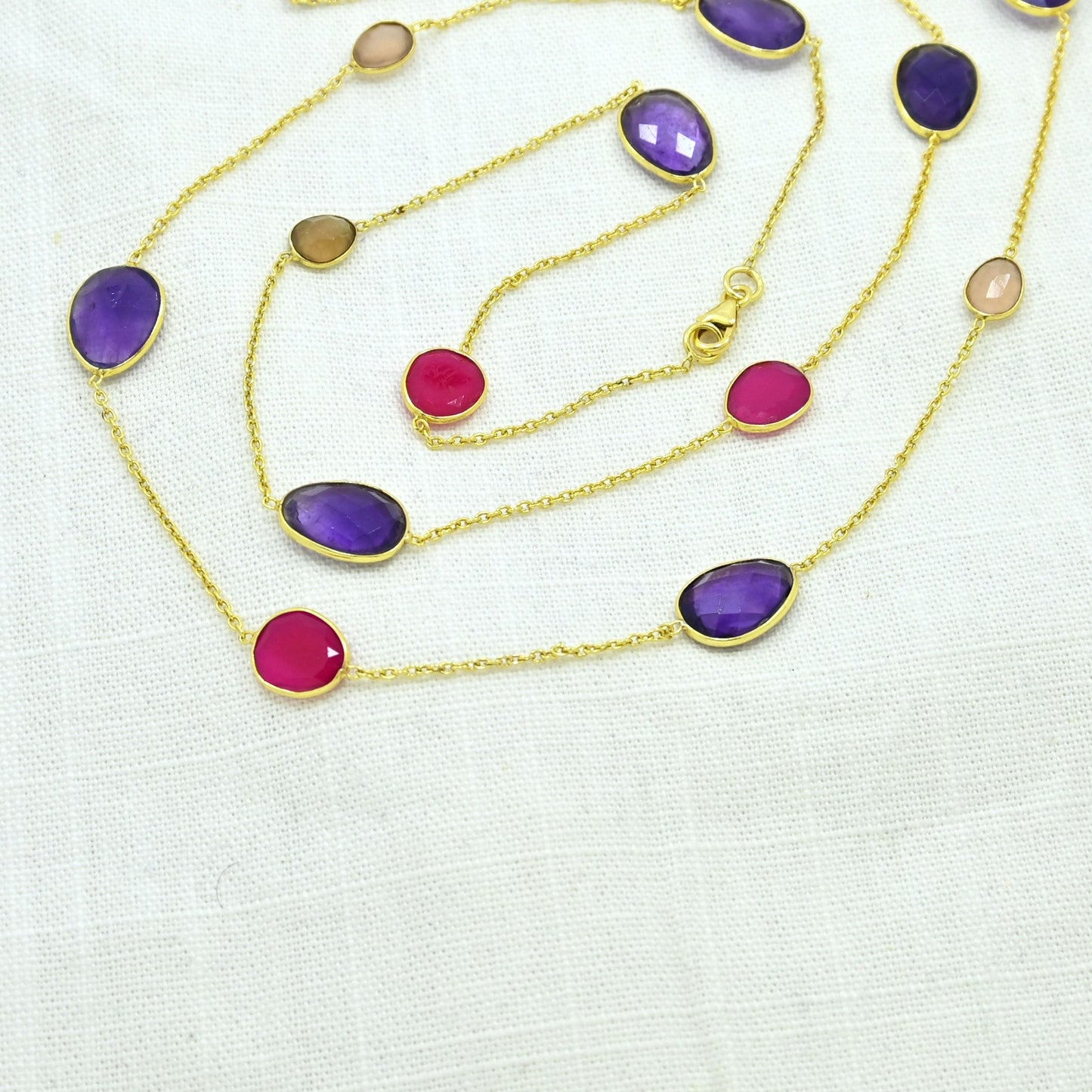 EMMI LONG NECKLACE