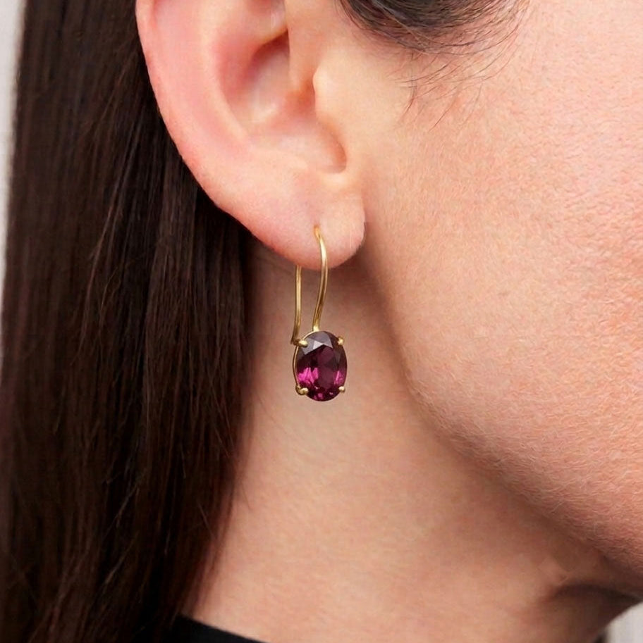 CLARA EARRING - RHODOLITE