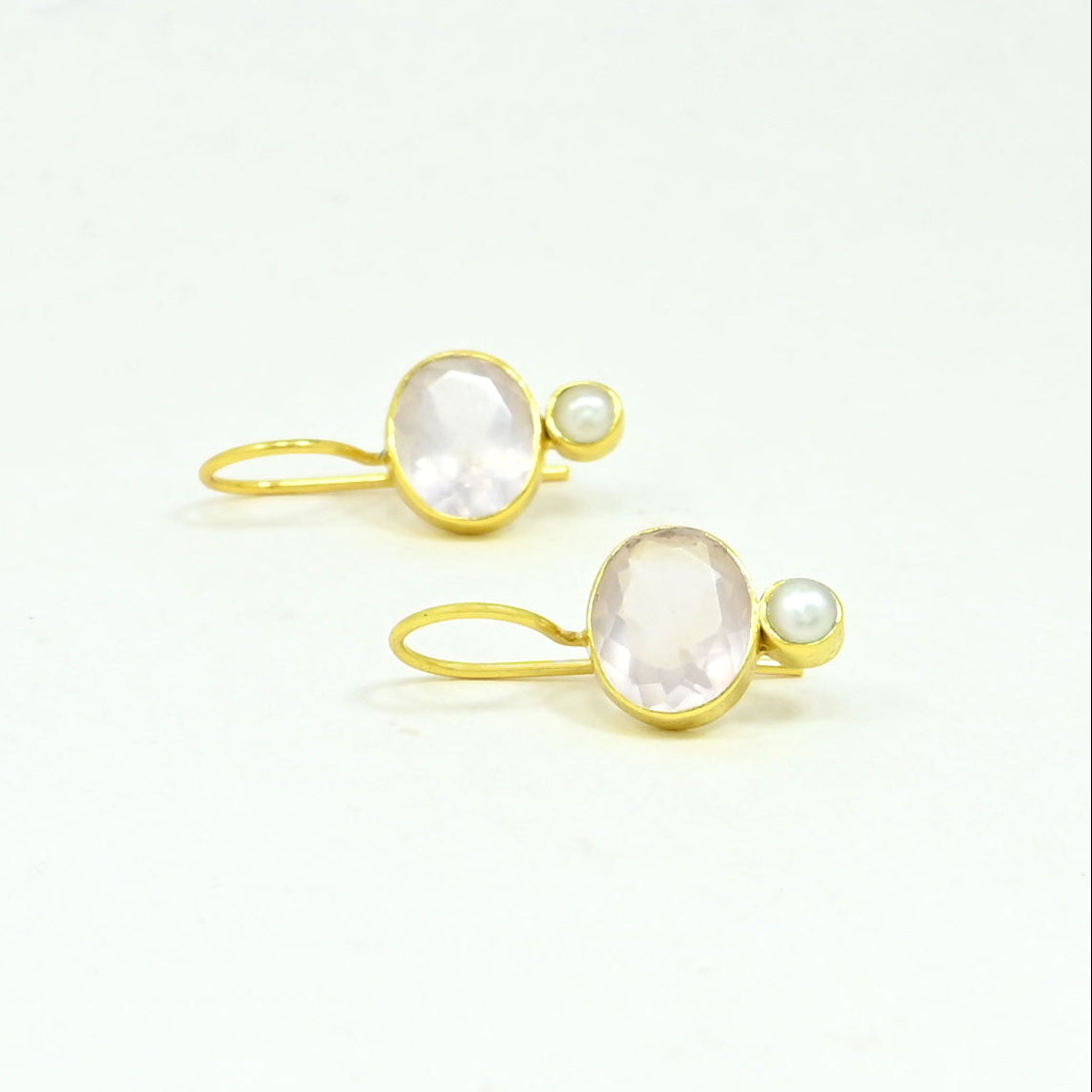 SERINA EARRING - ROSE QUARTZ & PEARL