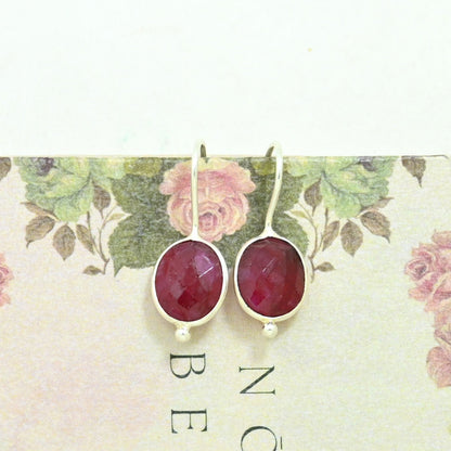 OVAL GEMSTONE EARRING