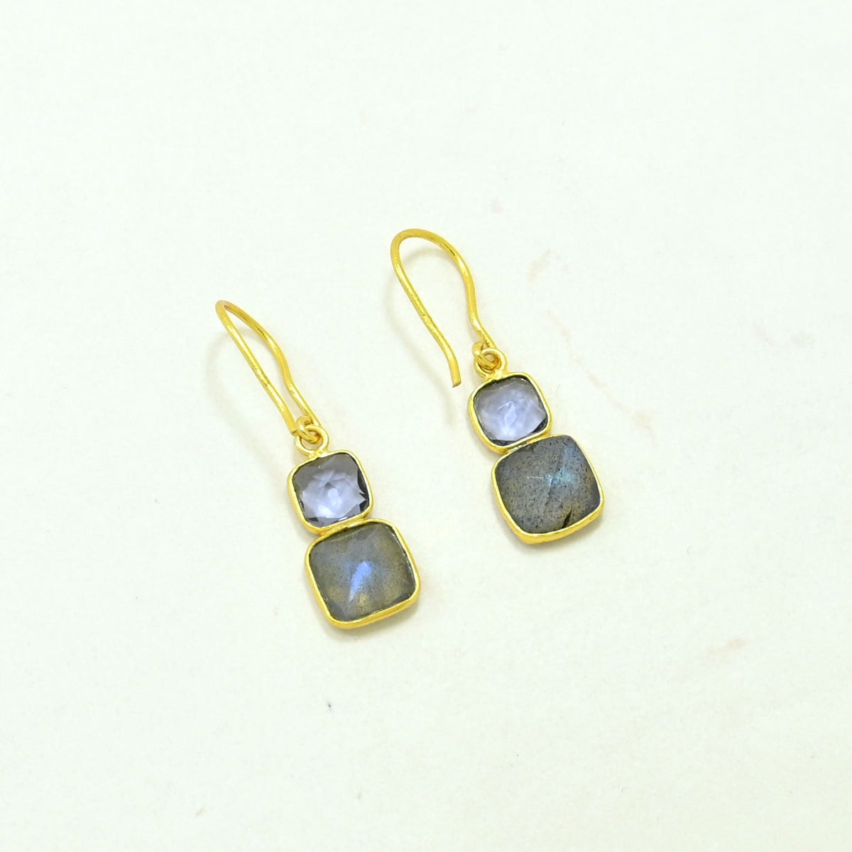 AJOONI EARRING - LABRADORITE & TANZANITE