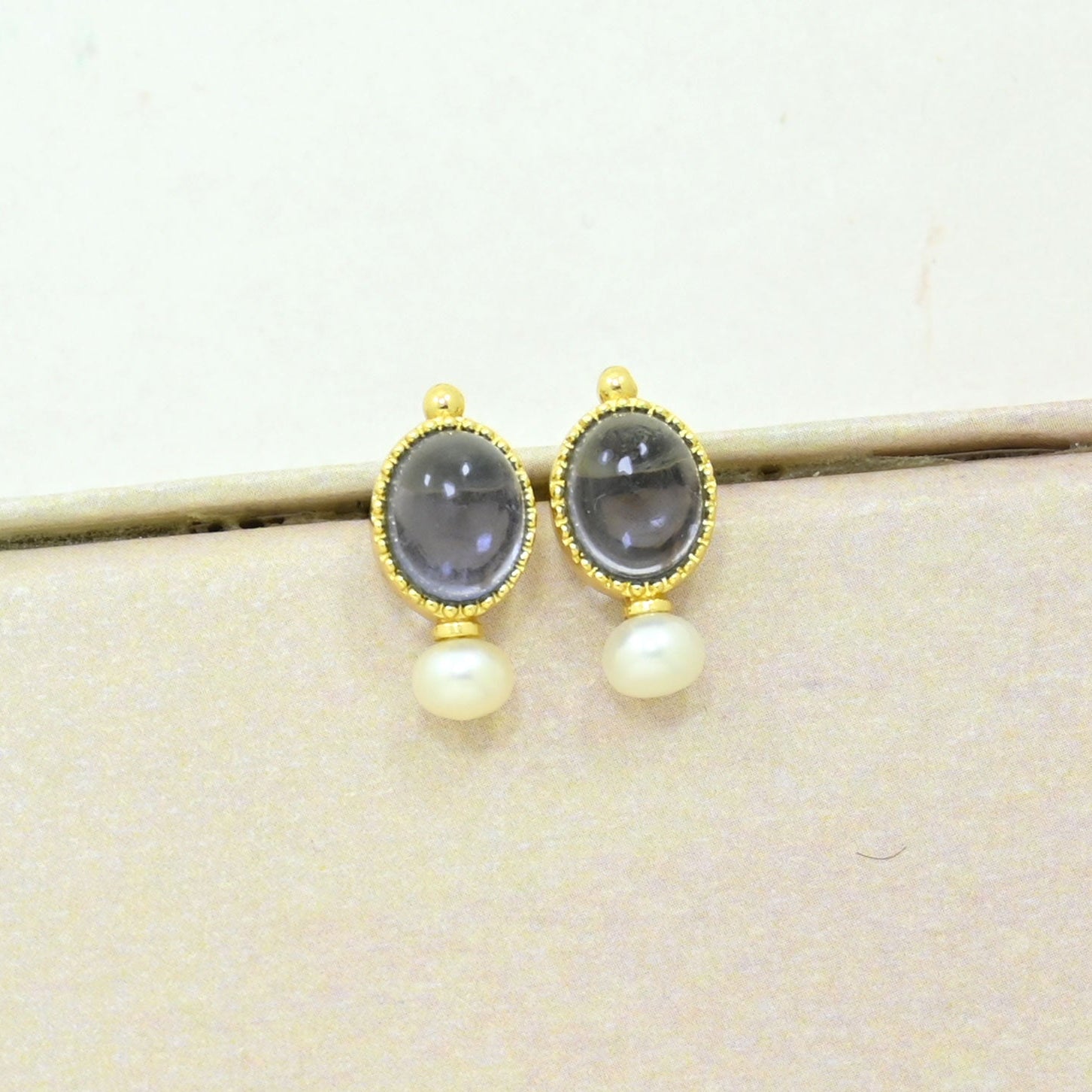 pearl tanzanite stud earring gold plated
