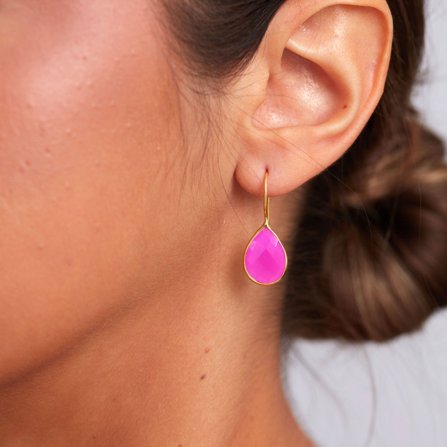 TEARDROP GEMSTONE EARRING