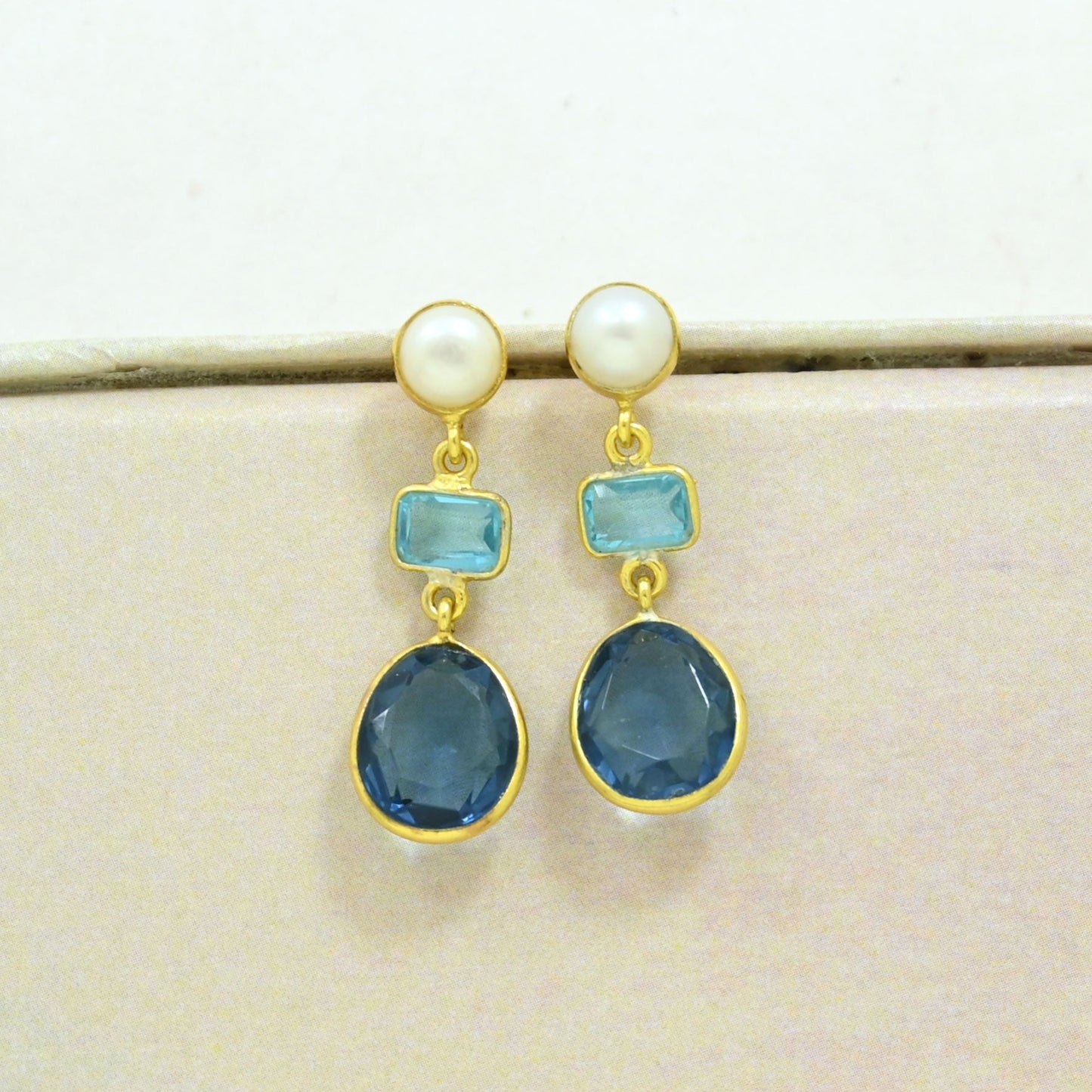 ZOE EARRING