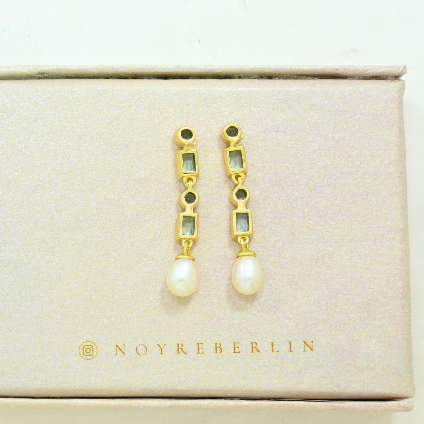 EWAN EARRING