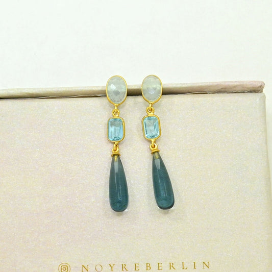 ARJOI EARRING - LONDON BLUE TOPAZ